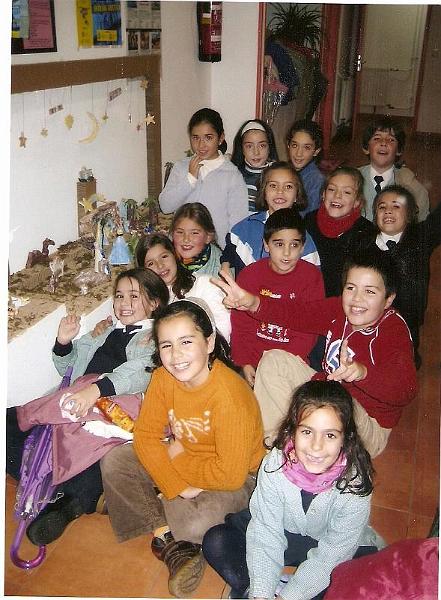 MONTANDO EL BELEN.jpg